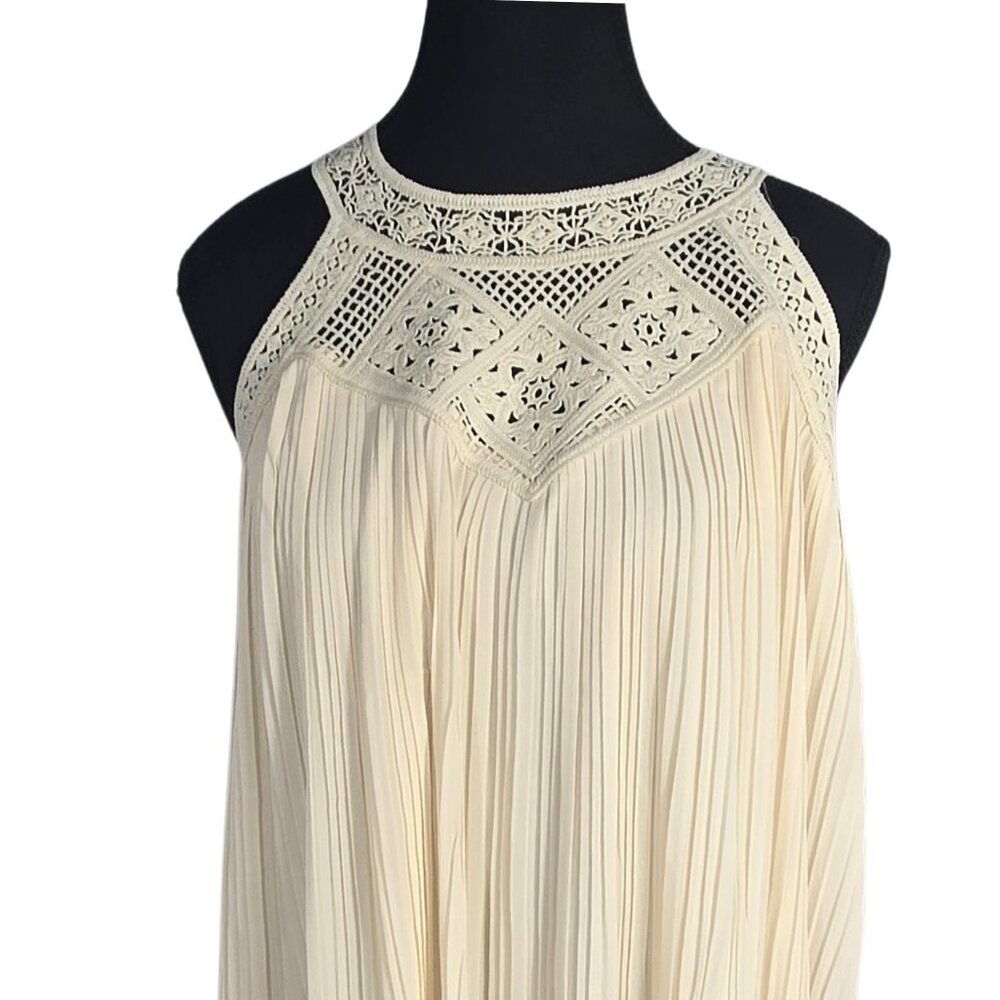 NWT | Zesica Pleated Crochet Halter Dress | Cream White | Medium - Picture 4 of 8